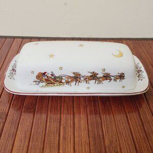 A Christmas Story Portmeirion Studio Susan Winget Covered Butter Dish
